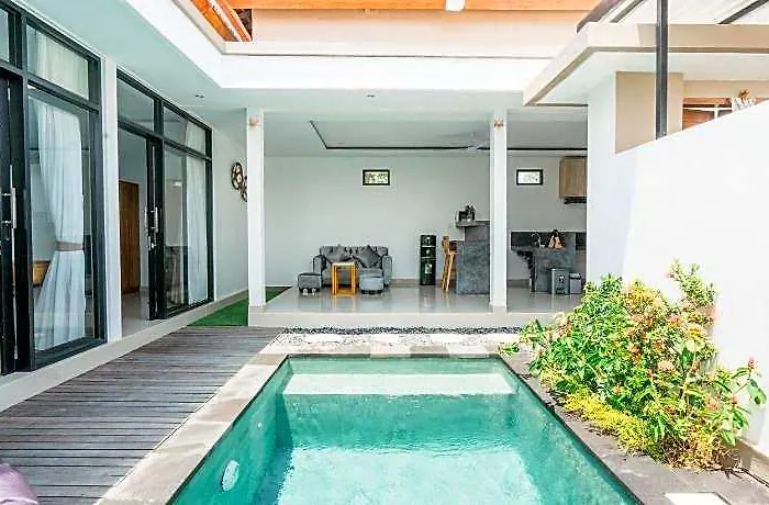 The Lavana Bliss Two Nyanyi Hotel Tanjungan